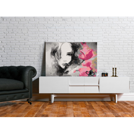 Pictatul pentru recreere Black & White Portrait With A Pink Flower 60 x 40 cm-01