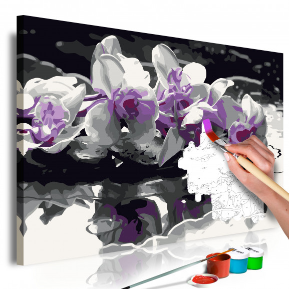 Pictatul Pentru Recreere Purple Orchid (Black Background & Reflection In The Water)