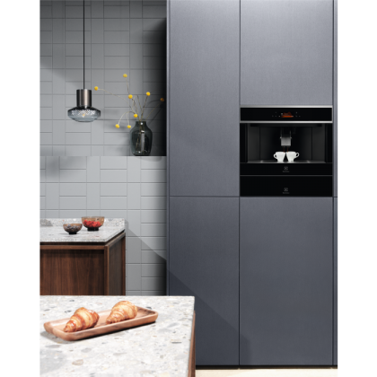 Espressor Incorporabil Electrolux EBC85X, Inox Antiamprenta, 45 x 56 x 55 Cm