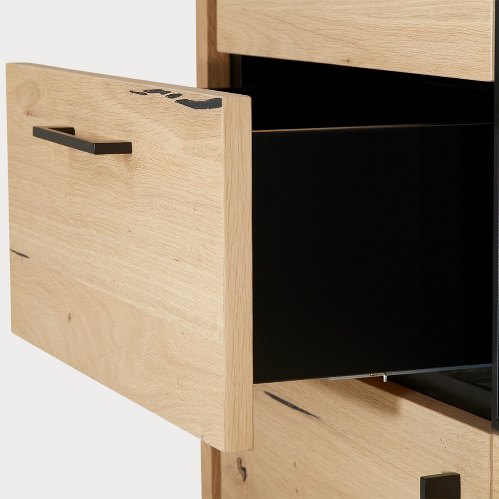 Vitrina Tulsa Smoked Oak, Furnir Din Lemn Masiv, 98 Cm