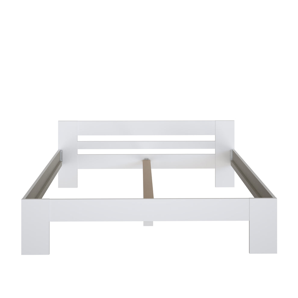 Set Dormitor Praktic, Alb Mat, Dulap 220 Cm, 2 Noptiere Si Pat Cu Dimensiune Saltea 180 x 200 Cm