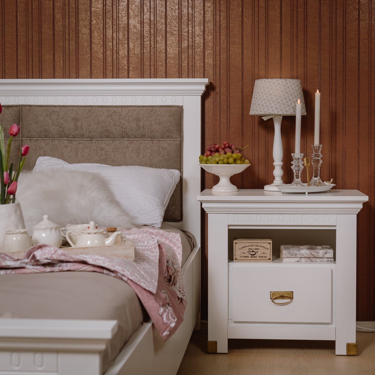 Set Dormitor Saint Tropez, Pat Cu Dimensiune Saltea 160 X 200, Dulap De 180 Cm, 2 Noptiere, Vopsit Alb